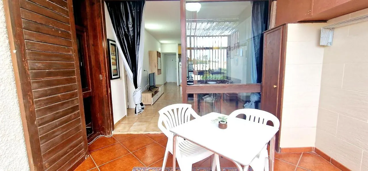 Ten Bel Primavera, Pool & Free Wifi Villa Arona
